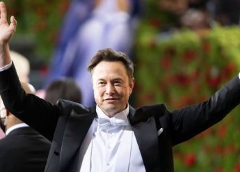 Musk: Twitter akan Memungut Biaya untuk Akun Bisnis dan Pemerintah