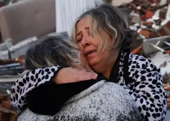 Gempa Turki: Penyelamatan Terhambat Cuaca