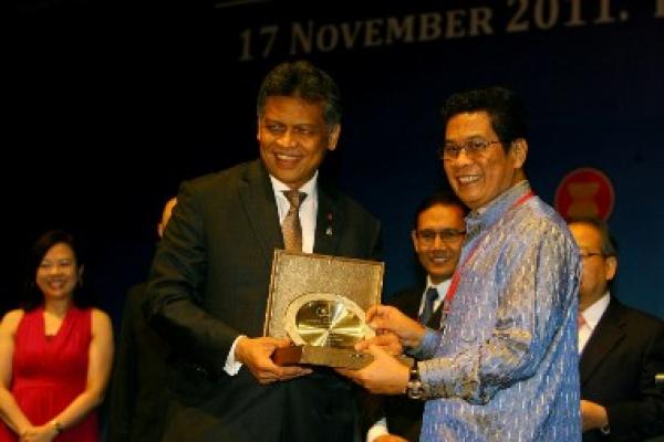 BNI Raih Predikat Most Admired ASEAN Enterprises