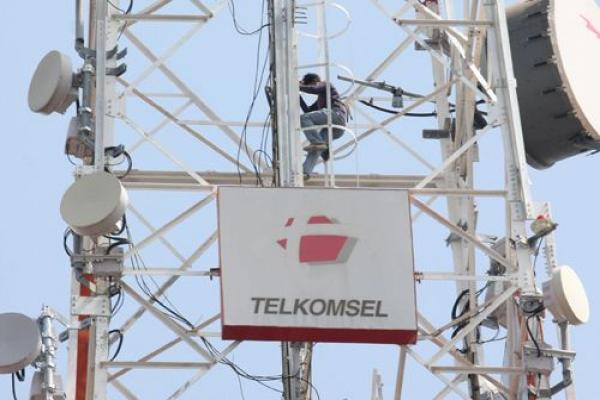 116 BTS Telkomsel Layani Maluku Utara