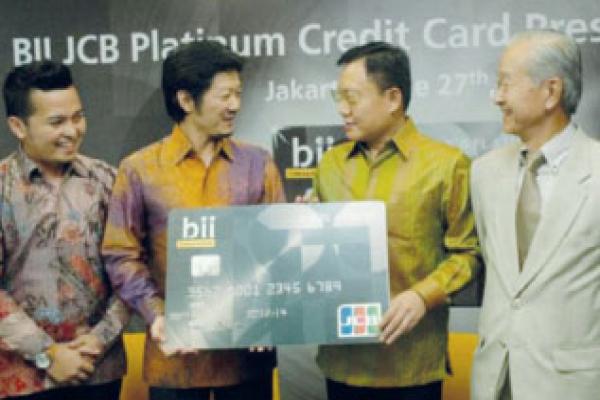BII Luncurkan Kartu Kredit Platinum
