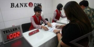 Keunggulan Komparatif Mantan Bankir
