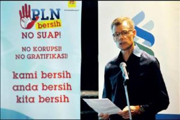 StanChart Pinjami PLN Rp 2,6 Triliun