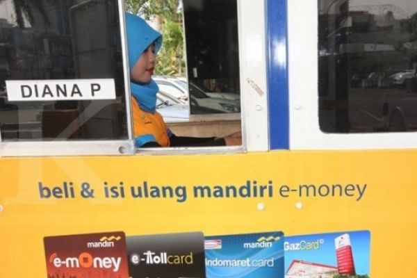 Bank Mandiri dan Bank Jateng Terbitkan Kartu Kredit Co-Branding