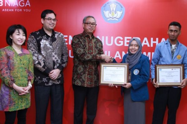 Beasiswa Unggulan dan BUTIK CIMB Niaga