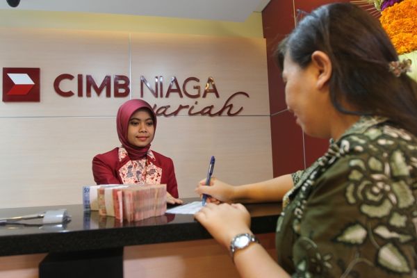 CIMB Niaga Syariah Bantu Air Bersih di Tiga Wilayah