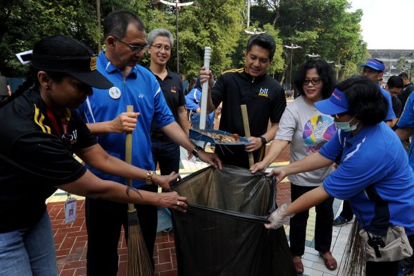 BII Supports Green City, Pelihara Ikon-Ikon Kota di Indonesia