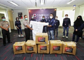 CIMB Niaga Finance Serahkan Bantuan Alat Kesehatan