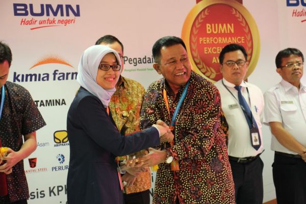 Jamkrindo Raih BUMN Performance Excellence Award 2017