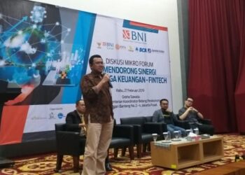OJK: Fintech Isi Celah Kelemahan Bank