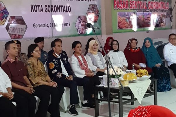 Dihadiri Menkeu dan Presiden, Pegadaian Salurkan Kreasi UMi