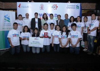 Standard Chartered Gelar Red Ribbon Award