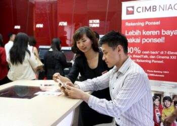 Rekening Ponsel Raih Posisi Puncak Digital Brand of The Year 2015