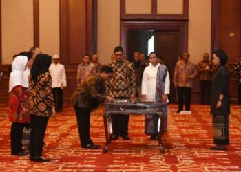 Sri Mulyani Lantik Pejabat Eselon II dan Eselon III Kementerian Keuangan