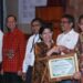 OJK Terima Penghargaan Pengendalian Gratifikasi