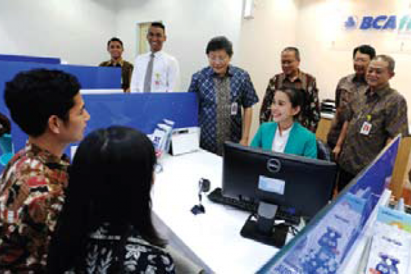 BCA Buka ‘Cabang’ Di Mall