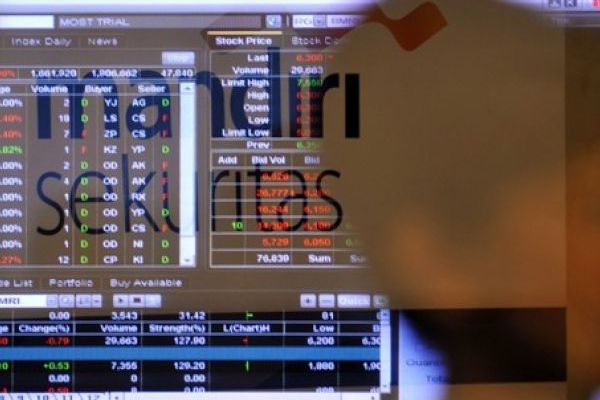 Suku Bunga Turun Dorong Penerbitan Obligasi Korporasi