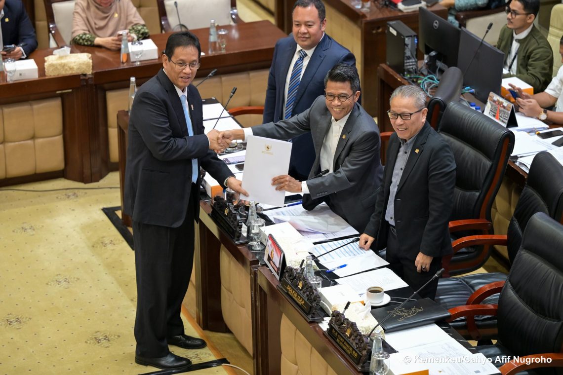 Bahas RUU PFII Bersama DPR, Menkeu Purbaya Siapkan Fondasi Pusat Keuangan Global