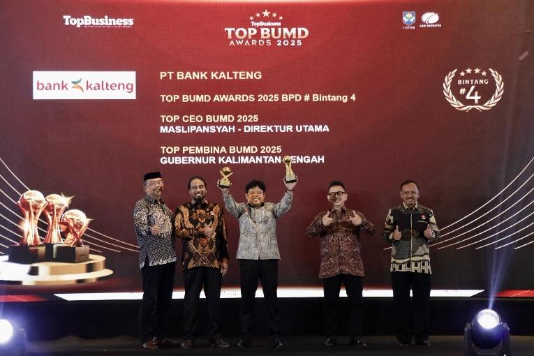 Bank Kalteng Sabet Tiga Penghargaan Bergengsi di Ajang Top BUMN Award 2025