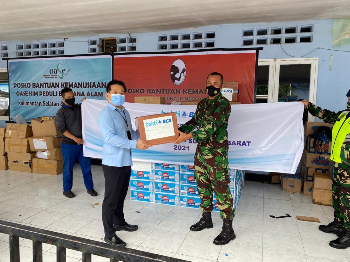 BCA Salurkan Bantuan untuk Masyarakat yang Terdampak Gempa di Sulawesi Barat