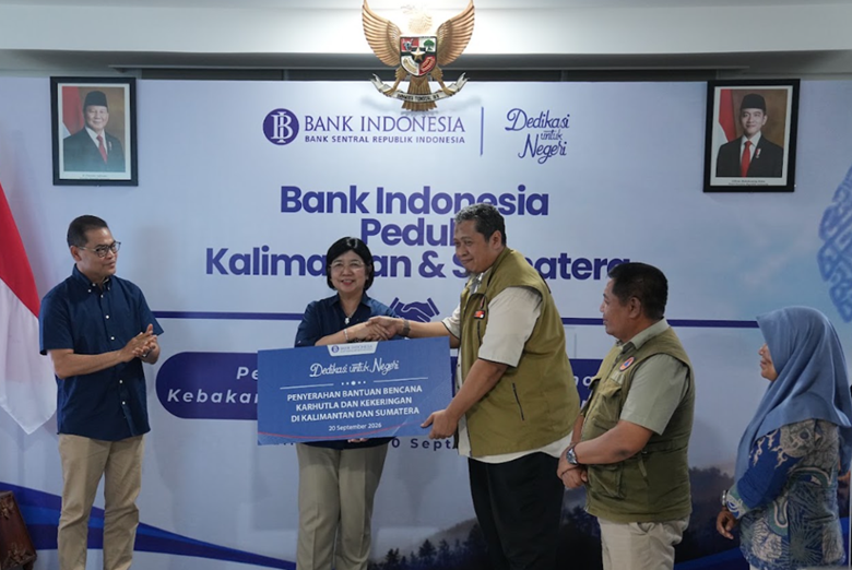 Mitigasi Risiko Ekonomi Karhutla, Bank Indonesia Kucurkan Dana Darurat Rp2,97 Miliar