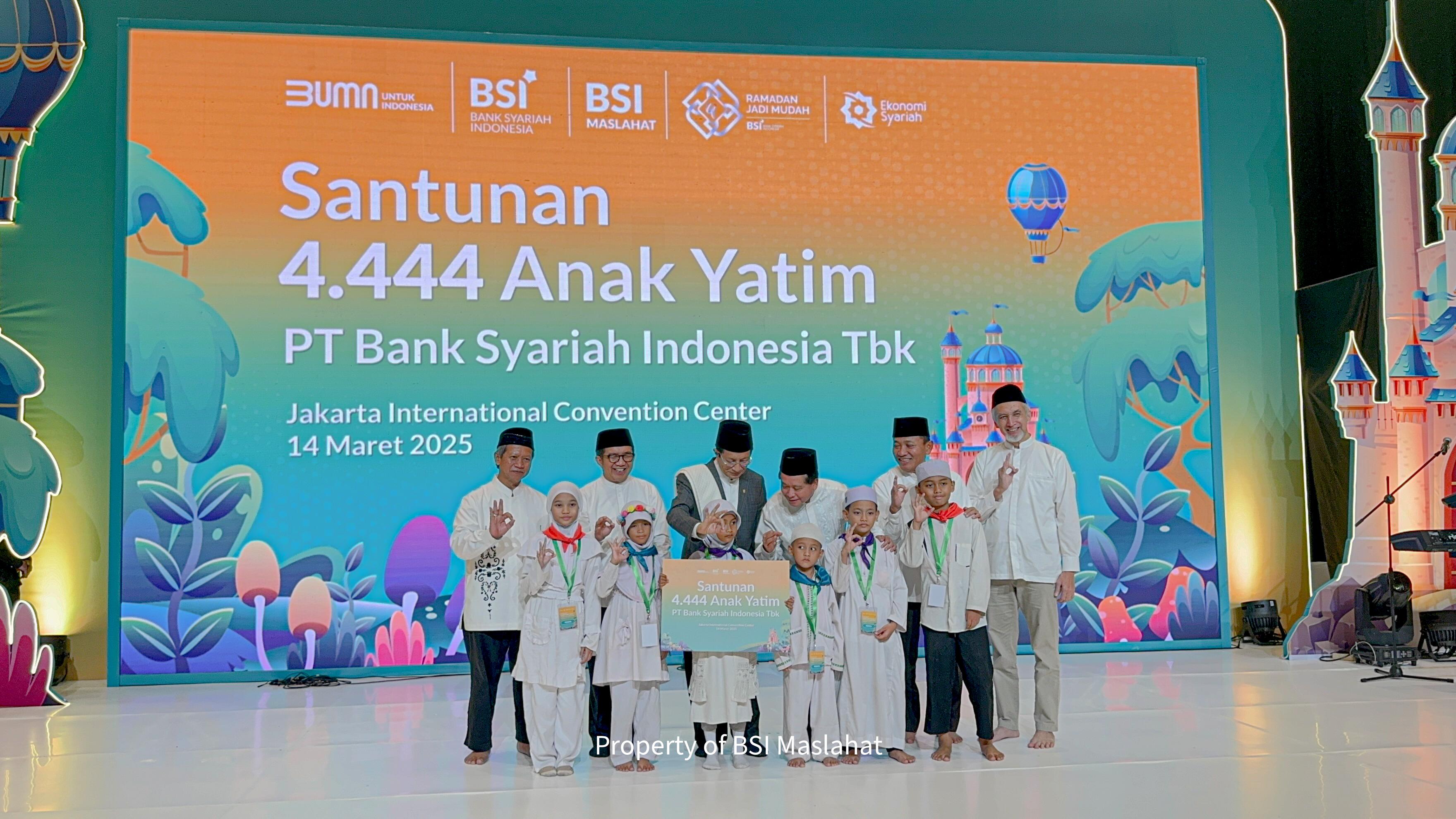 Rayakan Ramadan, BSI Berikan Santunan untuk 4,444 Anak Yatim Dhuafa