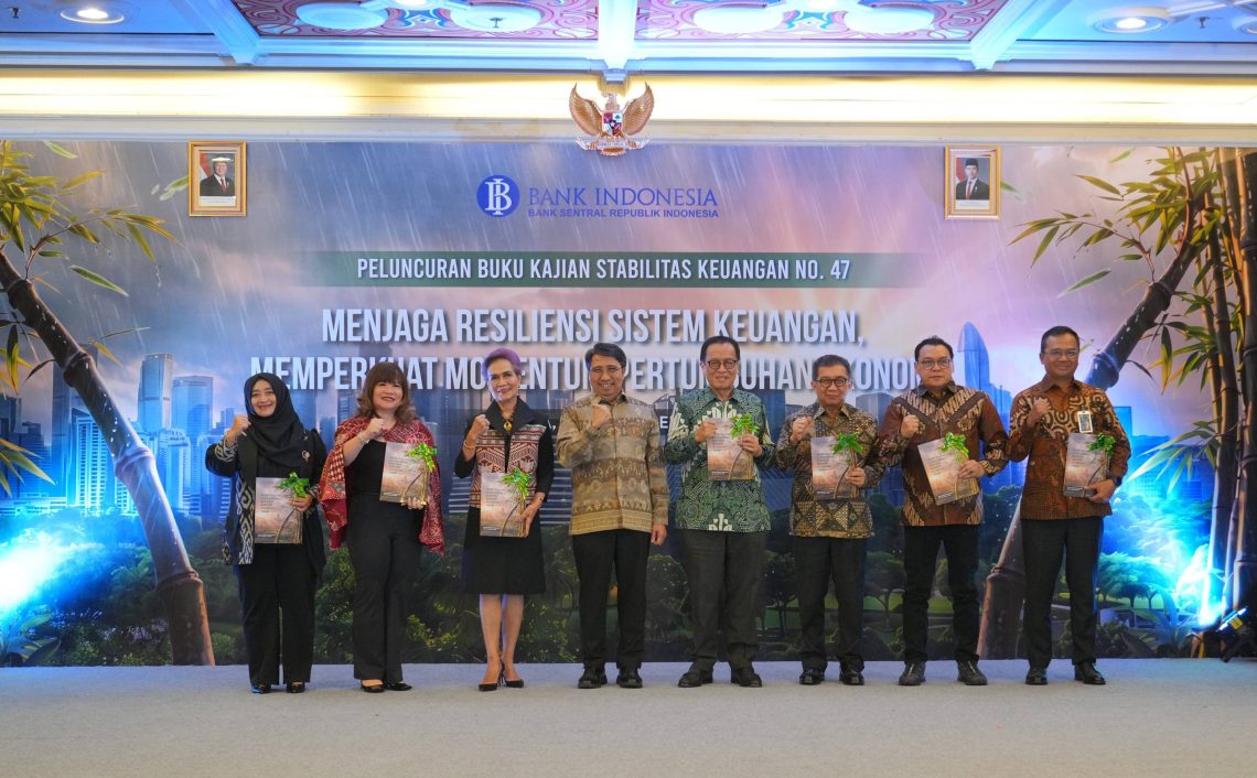 Titik Balik Sang Petani Perempuan: Menyiasati Cuaca, Mengelola Permodalan