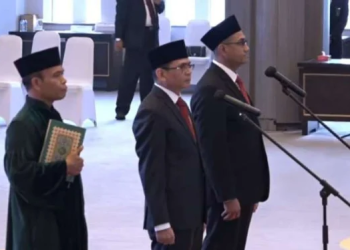 Dua DK OJK Baru Resmi Dilantik, Awasi Lembaga Pembiayaan dan Inovasi Teknologi Sektor Keuangan