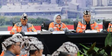 Reni Wulandari, Direktur Operasi Perempuan Pertama SIG: Dobrak Bias Gender di Industri Semen