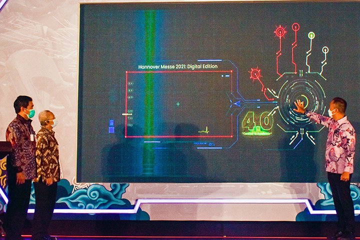 Sektor Industri Kimia, Farmasi, dan Tekstil Siap Terapkan Industri 4.0