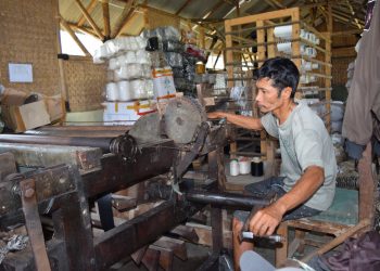 Bersama BNI, Abah Eje Bangun Desa Lewat Kerajinan Mendong