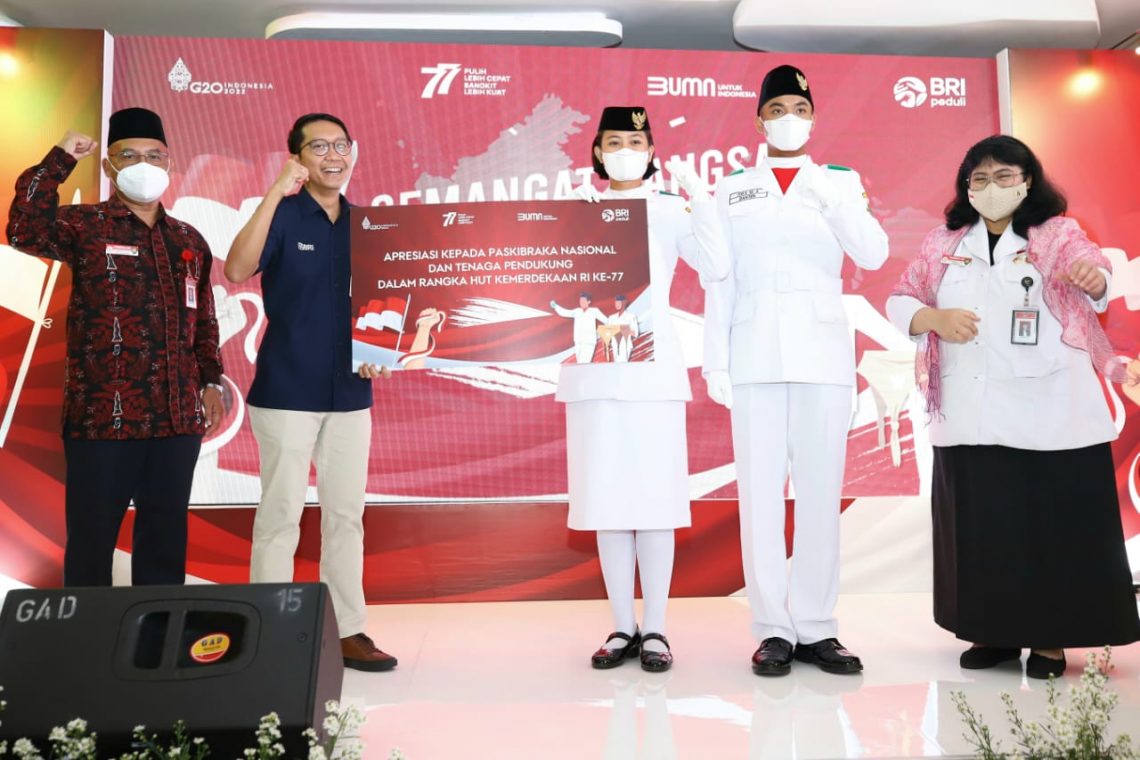 BRI Beri Beasiswa bagi 68 Paskibraka dan 1.800 Anak Pelaku Usaha Mikro