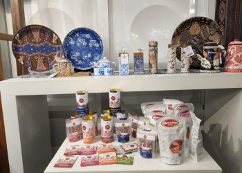 BRI Dukung UMKM Sila Tea di Pasar Tong Tong Belanda