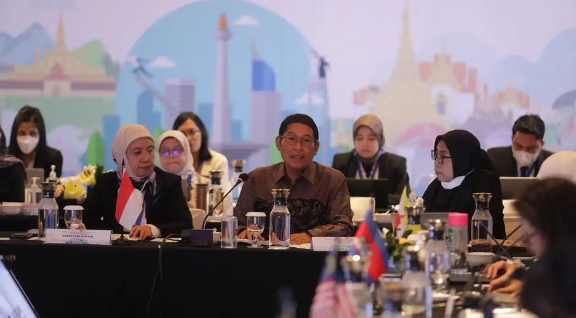 OJK Optimis ASEAN Jadi Episentrum Pertumbuhan Ekonomi