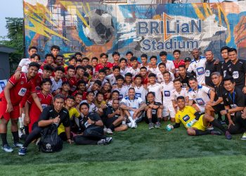 Ini Potret Anak Muda Indonesia Latihan Bola Bersama Roberto Carlos, Materazzi, Abidal dan Veron