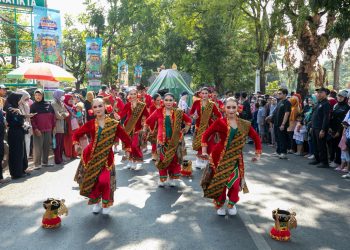 Pesta Rakyat Simpedes 2023 Hadirkan Semarak Pesta Seni hingga Edukasi Keuangan