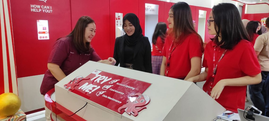 CIMB Niaga Hadirkan Edukasi Perbankan di Mall melalui Digital Lounge Carnival 2023