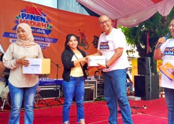 Bank BRI Cabang Cibubur Bagi-bagi Hadiah ke Nasabah Pengguna Simpedes di Jonggol