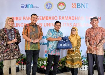 Semarak Ramadan, BNI dan UNAIR Berkolaborasi Bagi 1.000 Paket Sembako