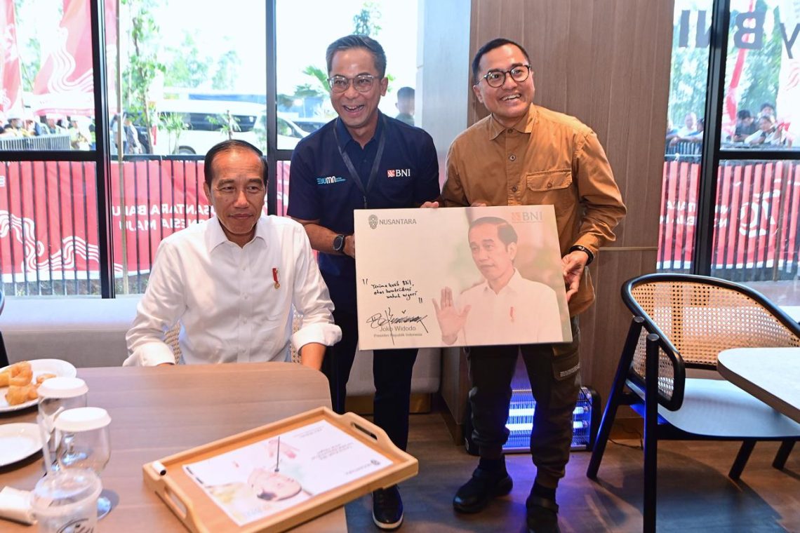 Presiden Jokowi Kunjungi BNI Digital Banking Cafe, Akses Layanan Perbankan Makin Mudah dan Nyaman di IKN