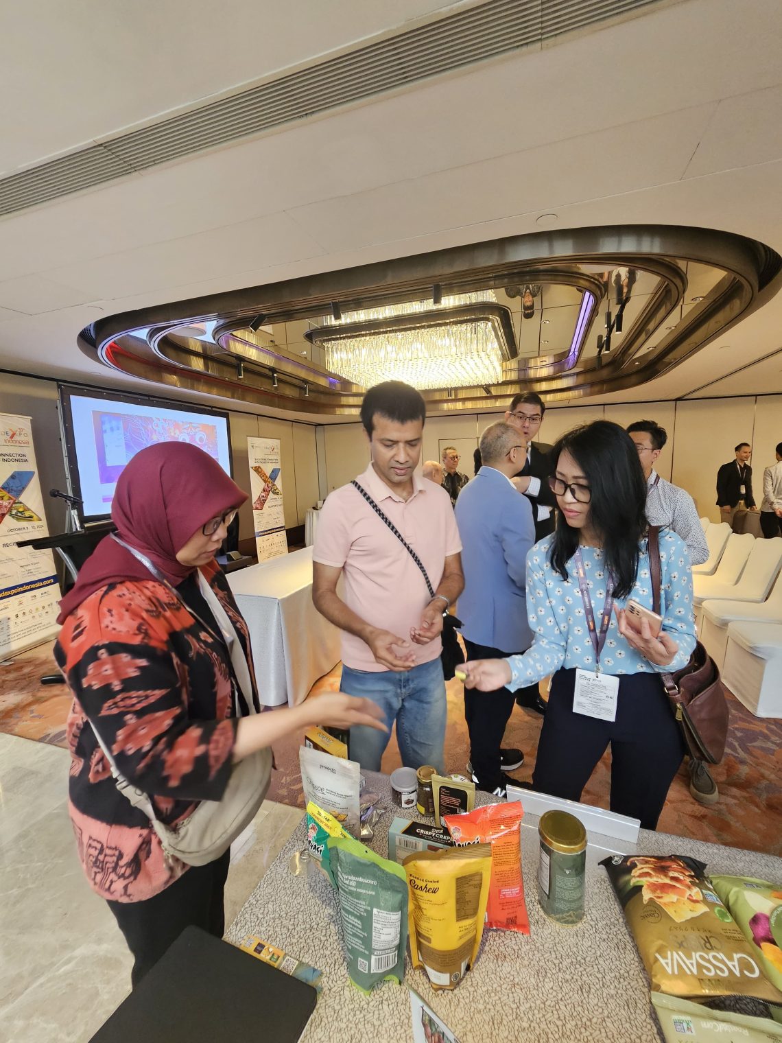 Go Global, BNI Xpora Berangkatkan 5 UKM ke HKTDC Food Expo 2024 di Hong Kong