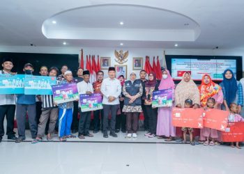 Bank DKI Distribusikan Bansos di Kepulauan Seribu