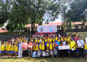 BNI, CIMB Niaga & CIMB Niaga Finance Berikan Bantuan Penunjang Pendidikan ke Siswa SDN Bhagaroga – NTT