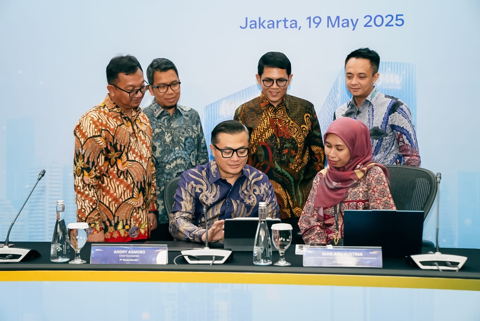 Ekonom Bank Mandiri: Akselerasi Ekonomi 2025 Butuh Penguatan Sinergi Fiskal dan Moneter untuk Hadapi Risiko Global