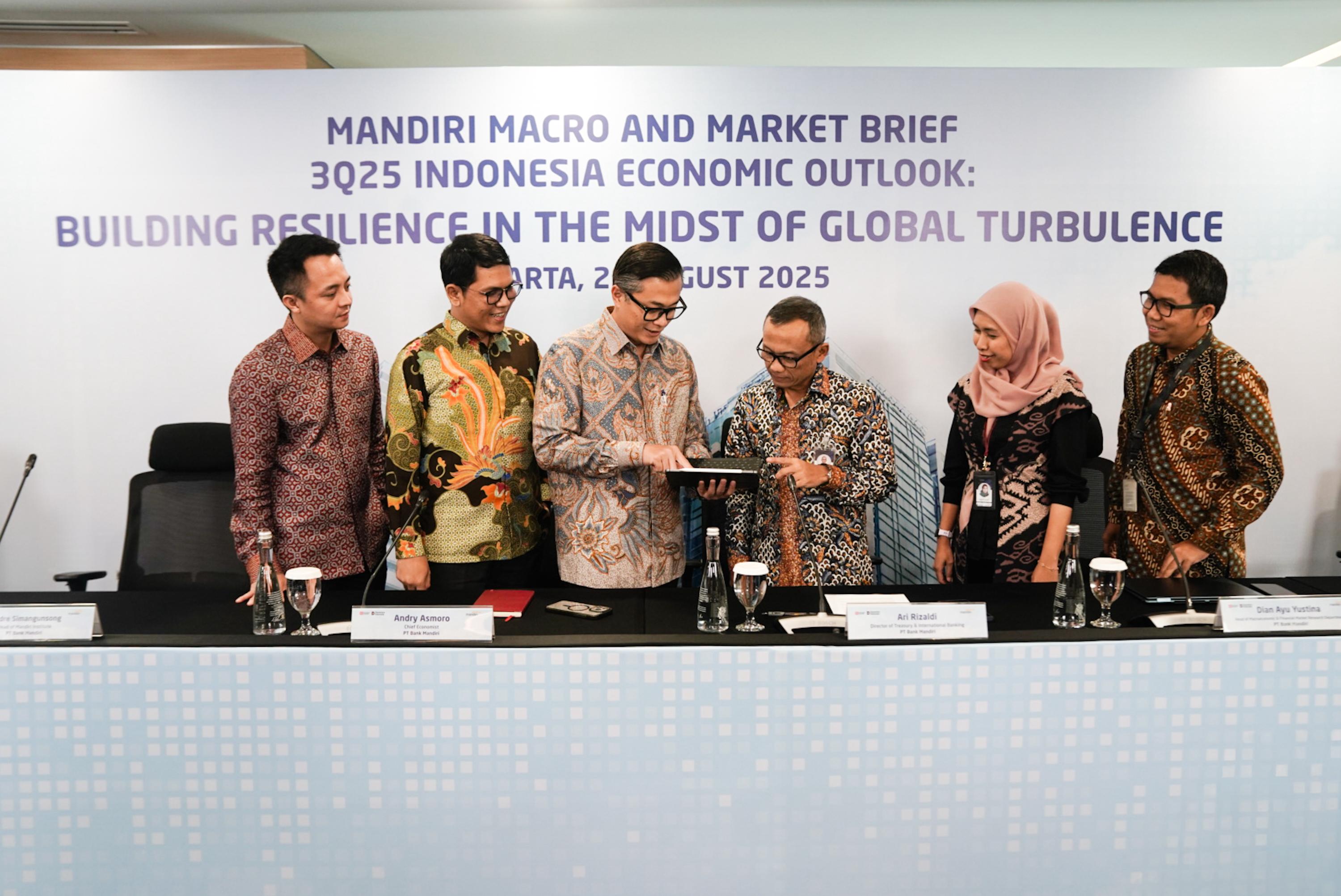 Ekonom Bank Mandiri Proyeksikan Perekonomian Indonesia 2025 Mampu Tumbuh 5%