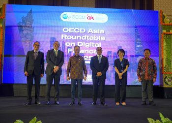 OJK dan OECD Perkuat Regulasi Inovasi Digital & AI di Sektor Keuangan