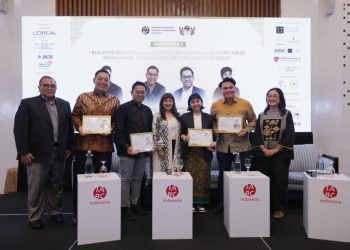 Bom Waktu Disruption of Trust: Saat Algoritma AI Menguji Tata Kelola dan Kredibilitas Institusi