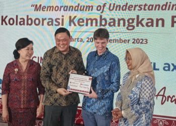 Sinergikan Layanan Perbankan dan Telekomunikasi, CIMB Niaga Gandeng XL Axiata