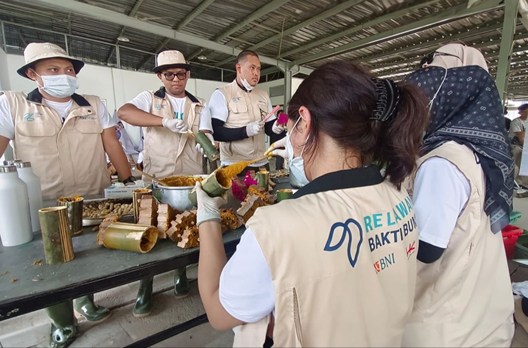 BNI Dukung Relawan Bakti BUMN ke Samboja dan IKN, Rehabilitasi Orangutan dan Mangrove