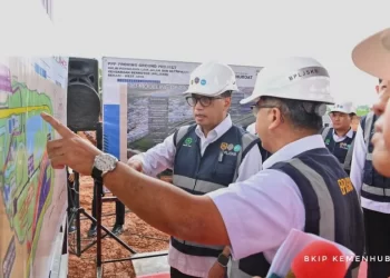 Menhub Tinjau Proving Ground di Bekasi